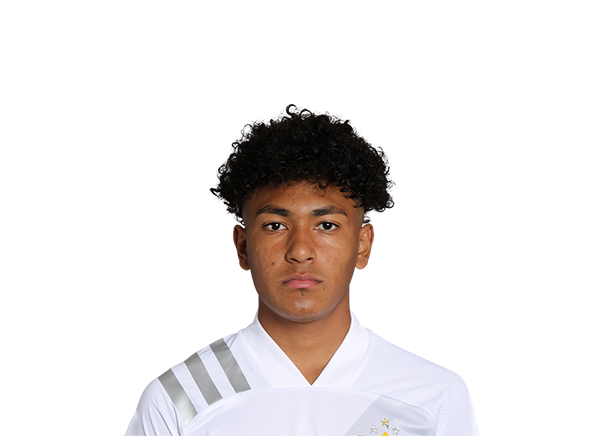 Mauricio Cuevas headshot