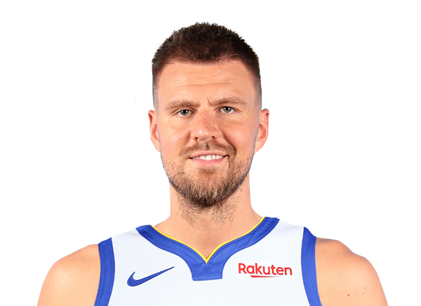 Kristaps Porzingis headshot