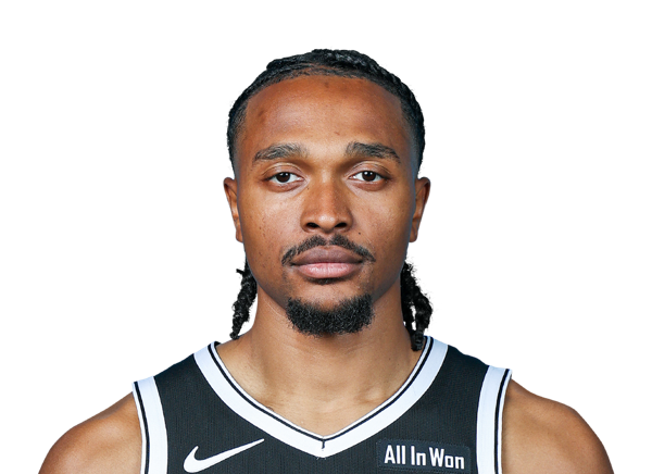 Tyson Etienne headshot