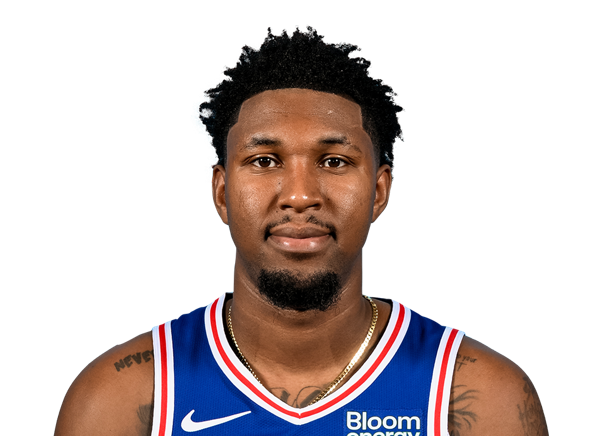 Justin Edwards headshot