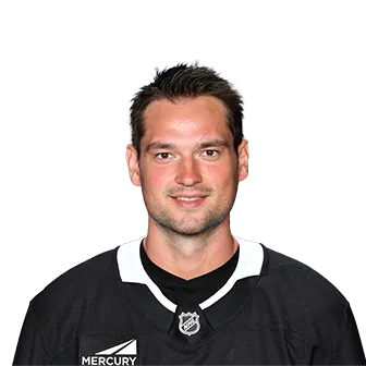 Logan Brown headshot