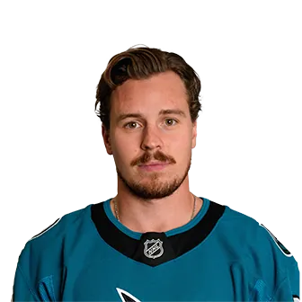 Lucas Carlsson headshot