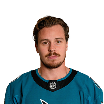 Lucas Carlsson headshot