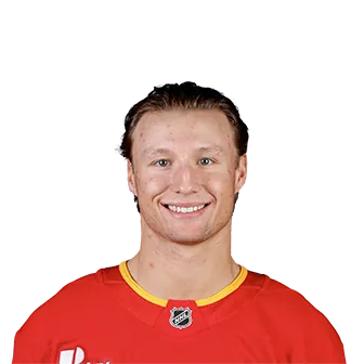 Lucas Ciona headshot
