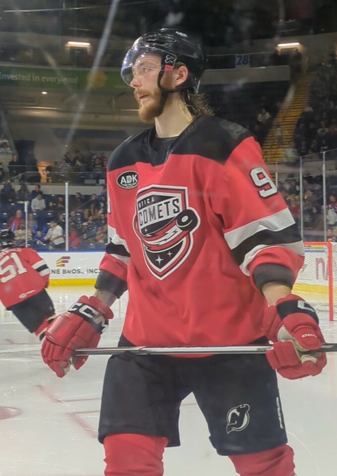 Daniil Misyul playing for the Utica Comets