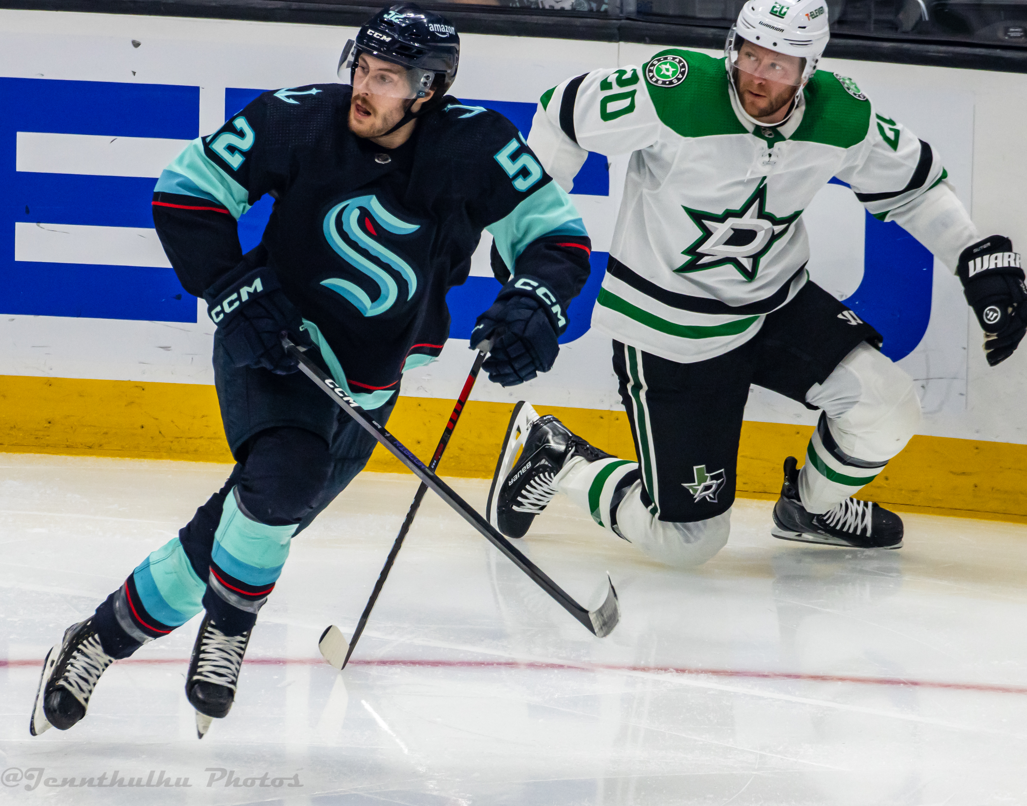 Ryan Suter in Dallas Stars uniform during game versus Kraken