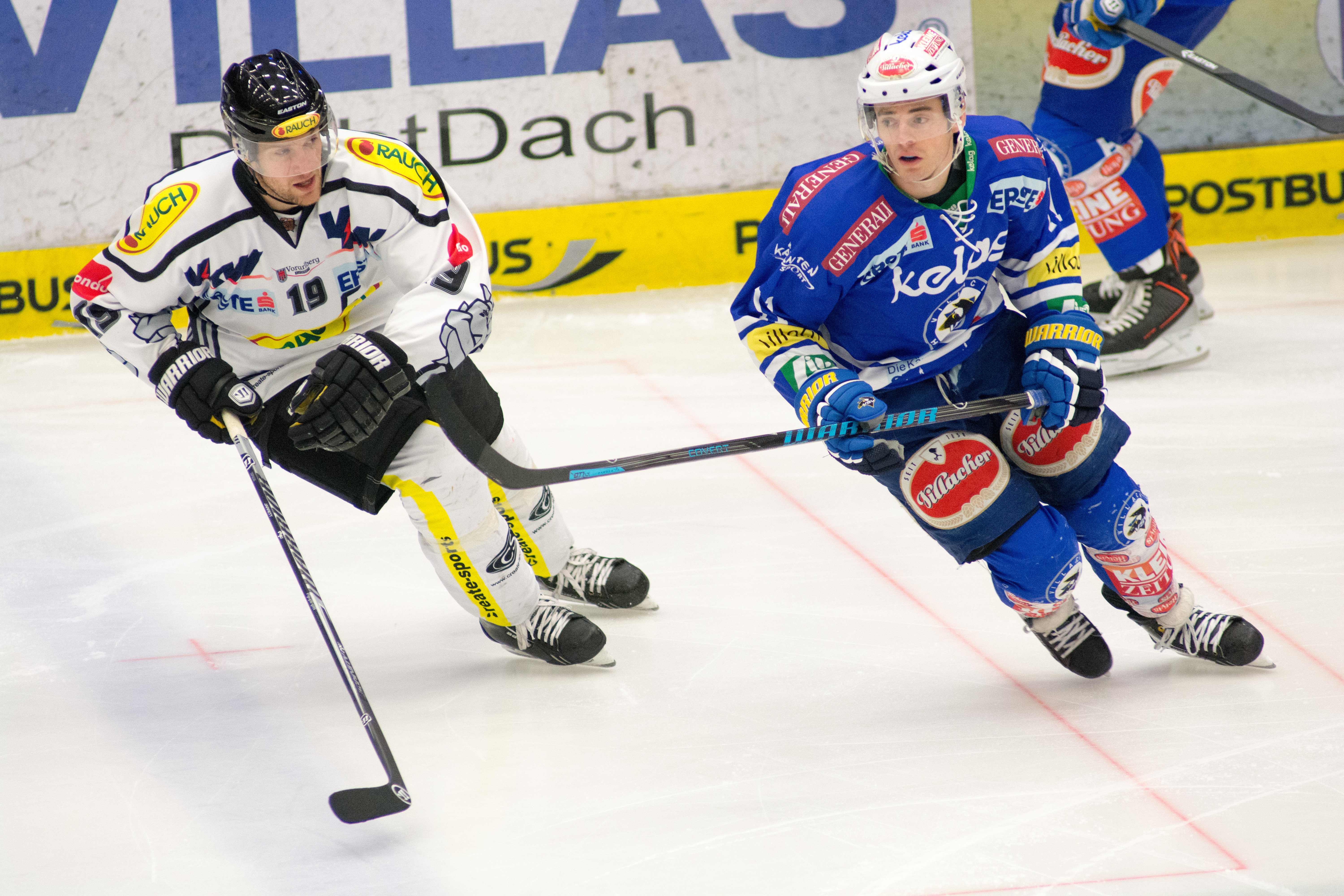 Derek Ryan in action for EC VSV vs Dornbirner EC