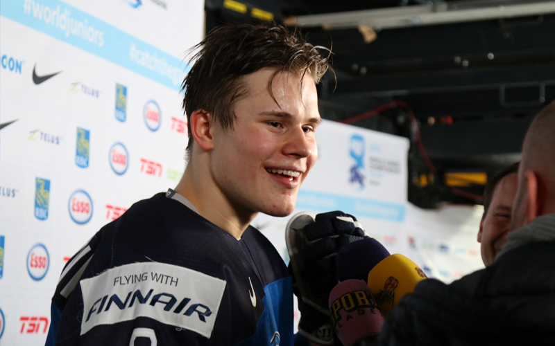 Jesse Puljujärvi interviewed at the 2016 World Junior Championships