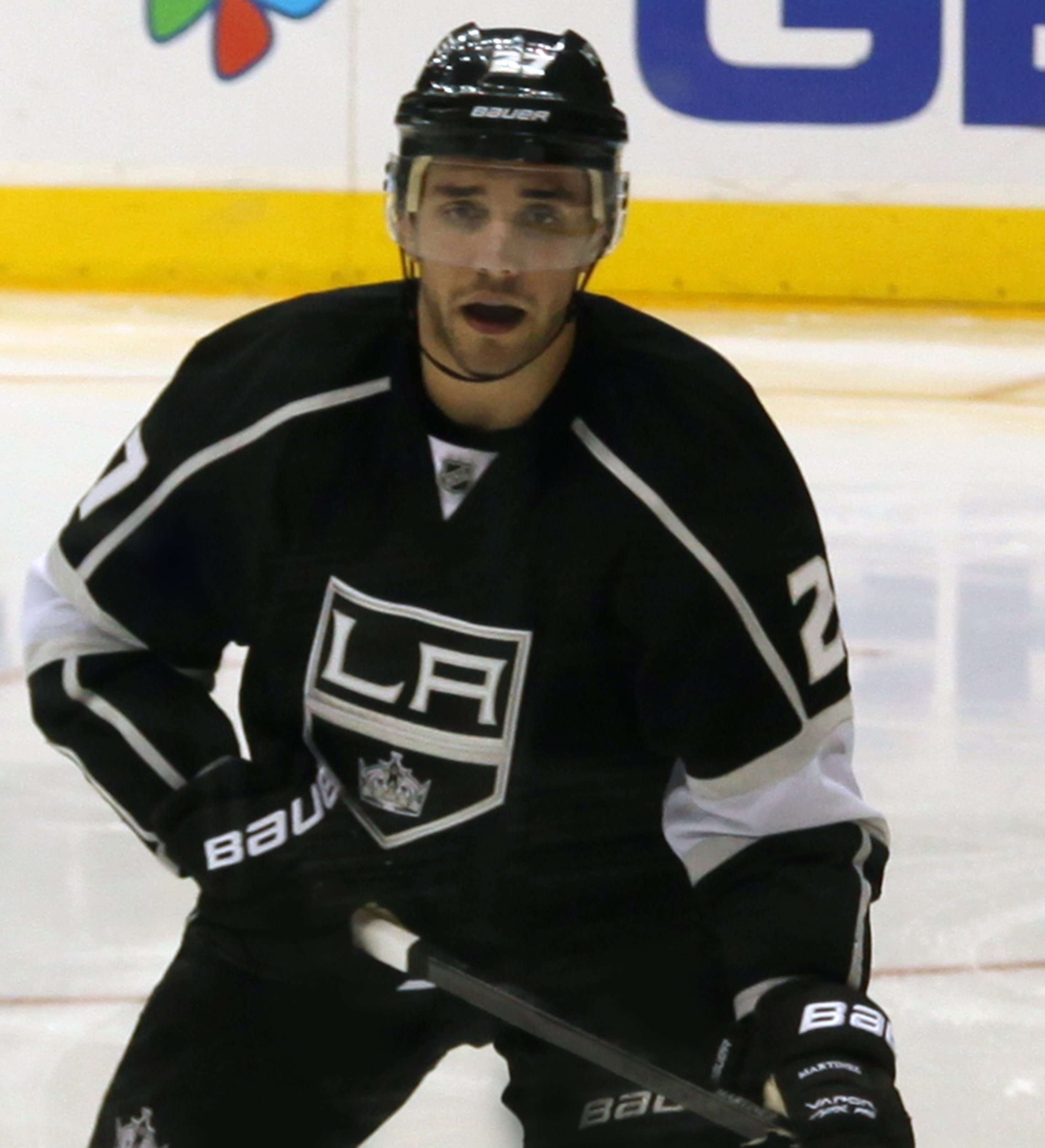Alec Martinez in action with the Kings in 2013