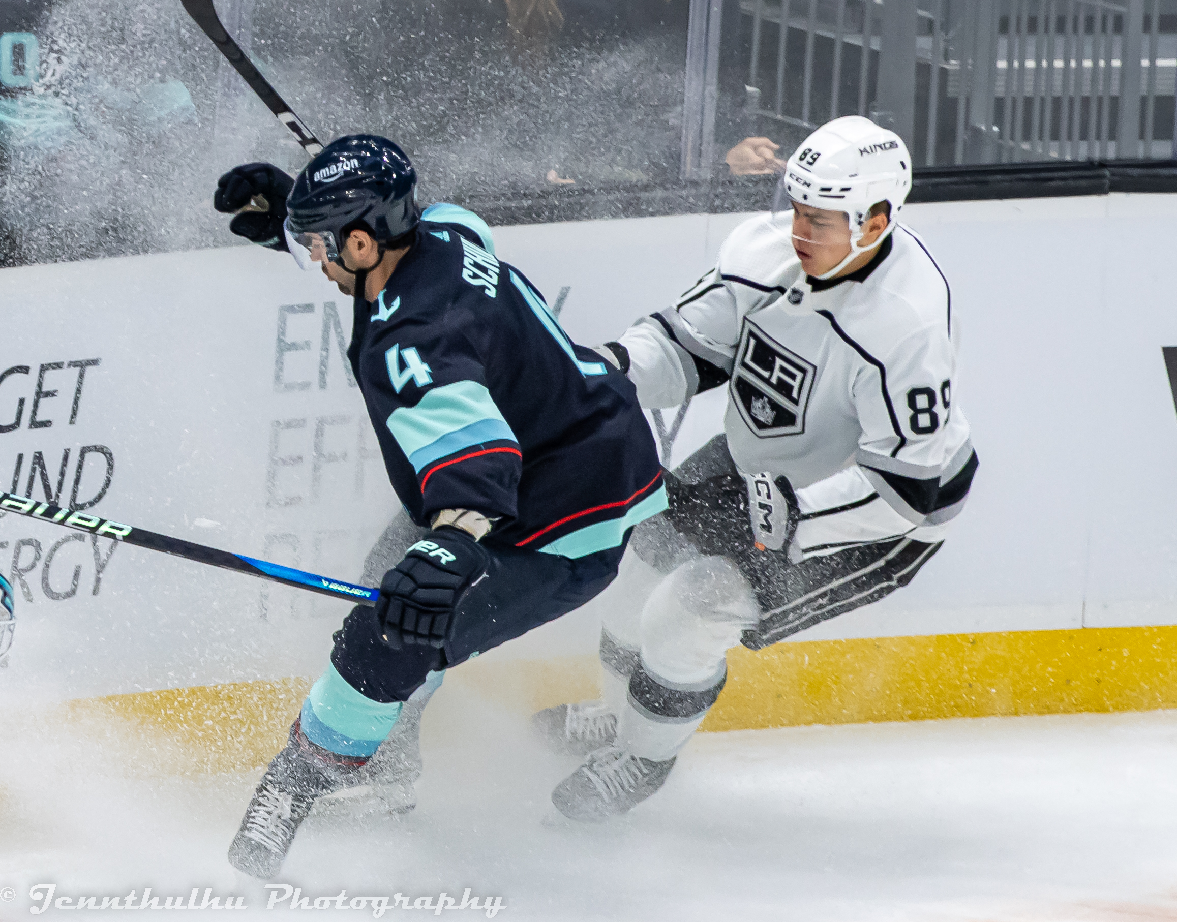 Rasmus Kupari battling an opponent on the ice, 2022