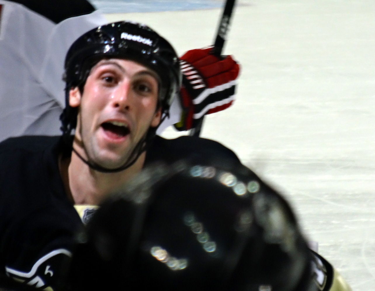 Robert Bortuzzo celebrates his first NHL goal, Feb 2, 2013