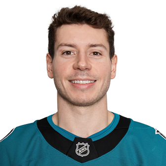 Walker Duehr headshot