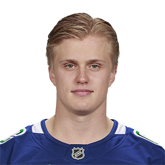 E. Pettersson headshot