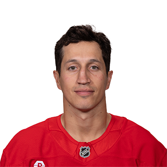 Dominik Shine headshot