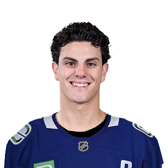 Z. Buium headshot