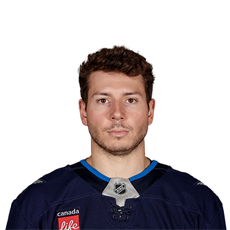 Walker Duehr headshot